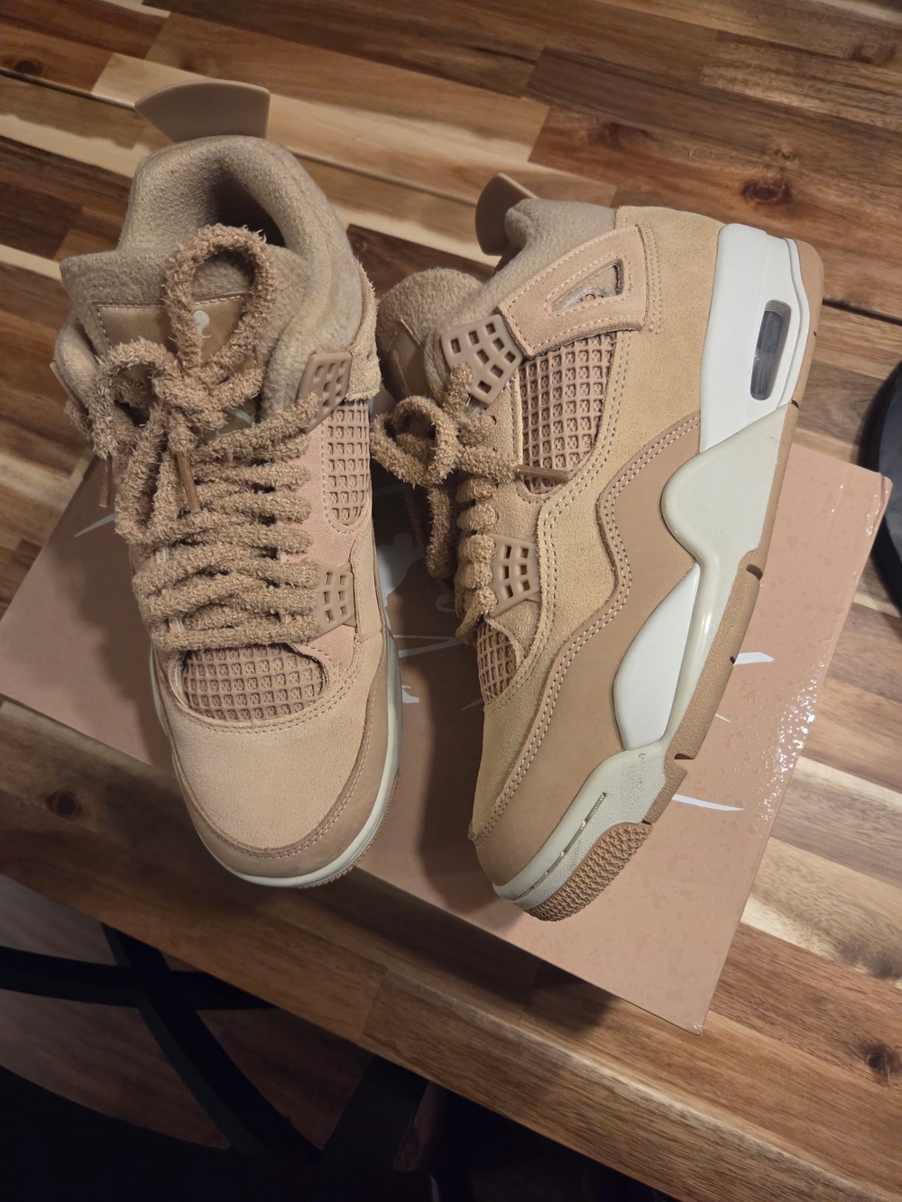 Womens Air Jordan 4 Retro Cozy Girl